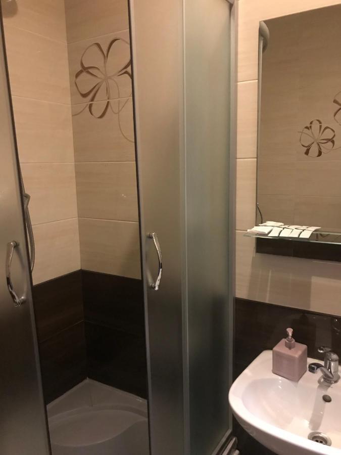 Hotel 18 Lviv Dış mekan fotoğraf
