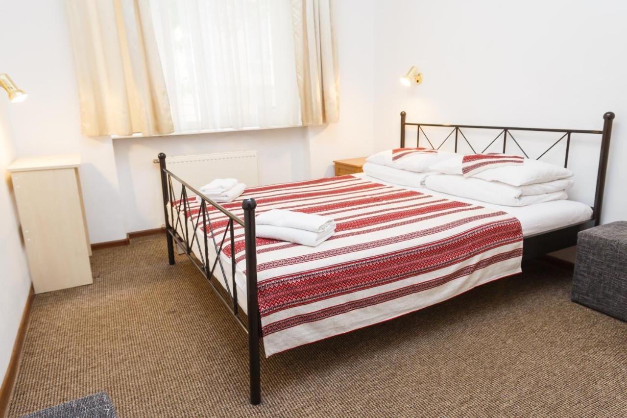 Hotel 18 Lviv Dış mekan fotoğraf
